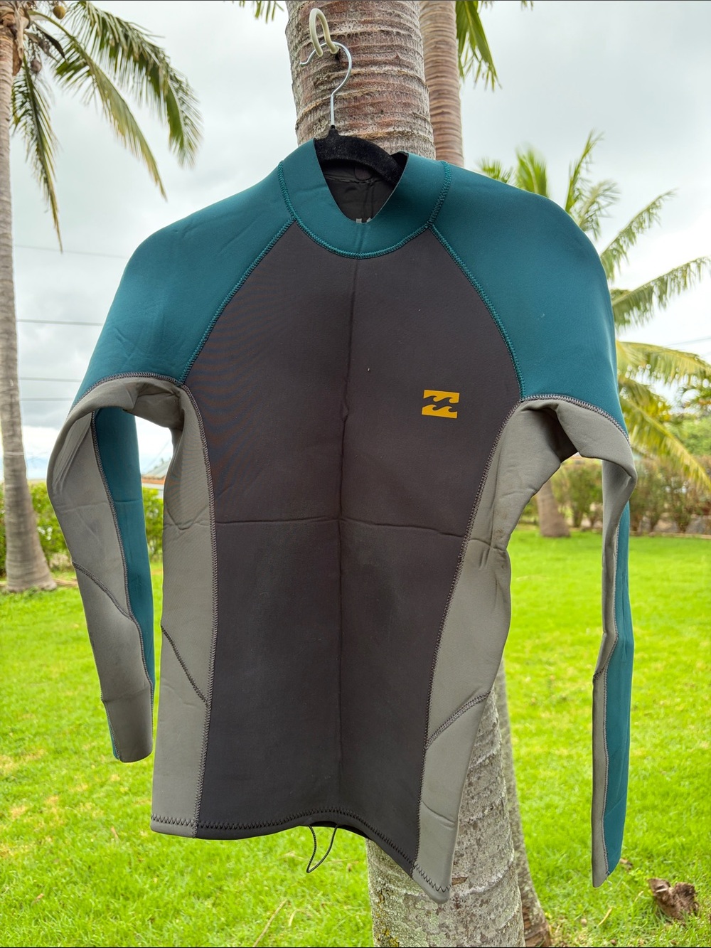 Billabong Reversible Men's Teal, Black & Gray Long-Sleeve Rash Guard